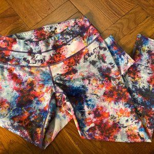 Athleta XS Abstract Capris